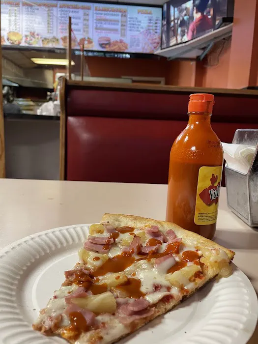 Monroe Pizzeria Picture 4