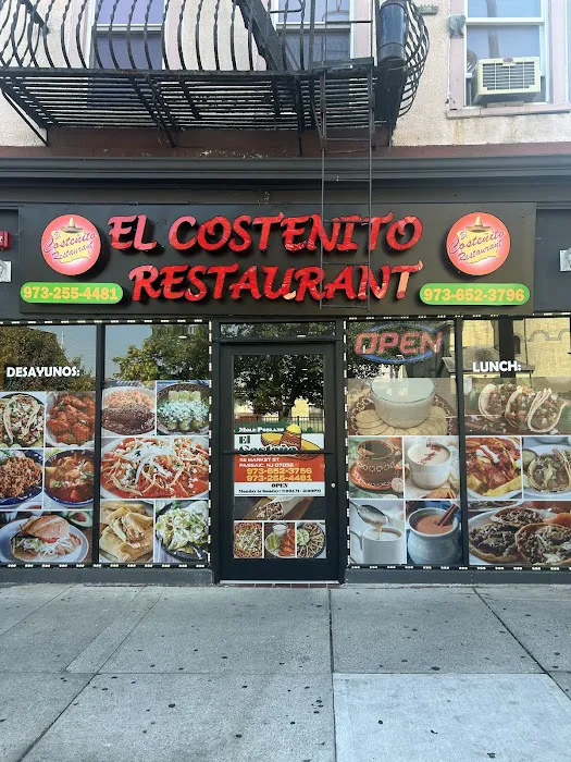 El Costenito Restaurant Picture 3