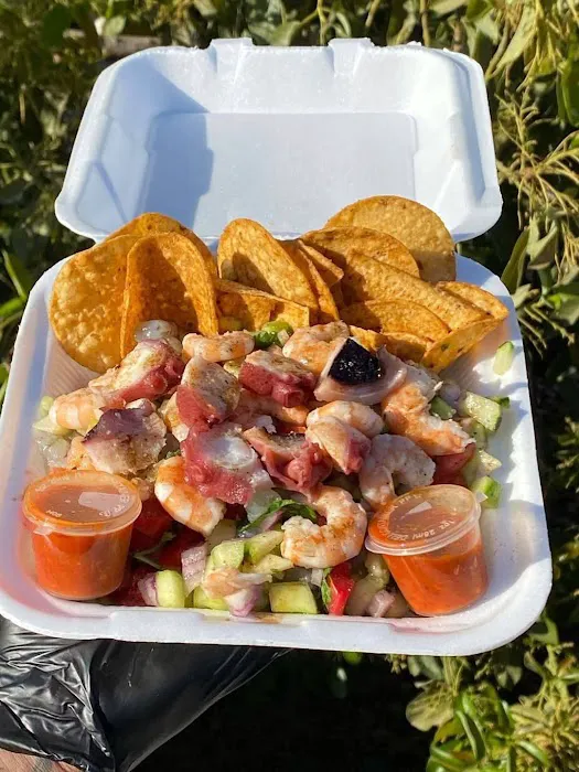 Mariscos Sinaloa “el Compa Moy “ truck Picture 3
