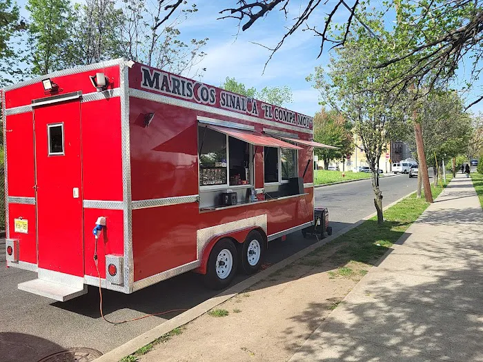 Mariscos Sinaloa “el Compa Moy “ truck Picture 2