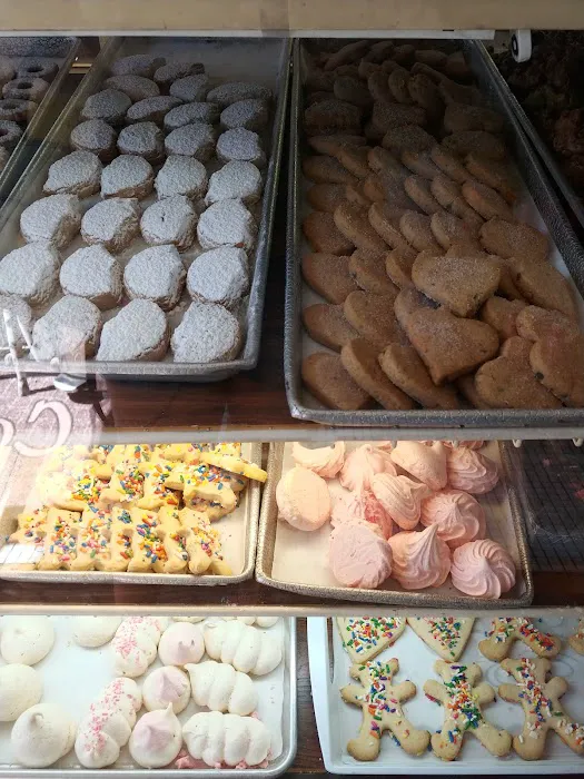 Sweet Temptation Desserts Picture 3