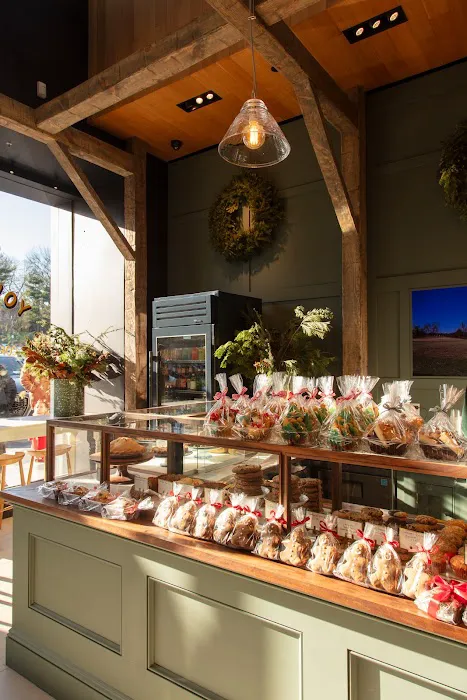 Youngs Farm Cafe at Hirshleifers Picture 5