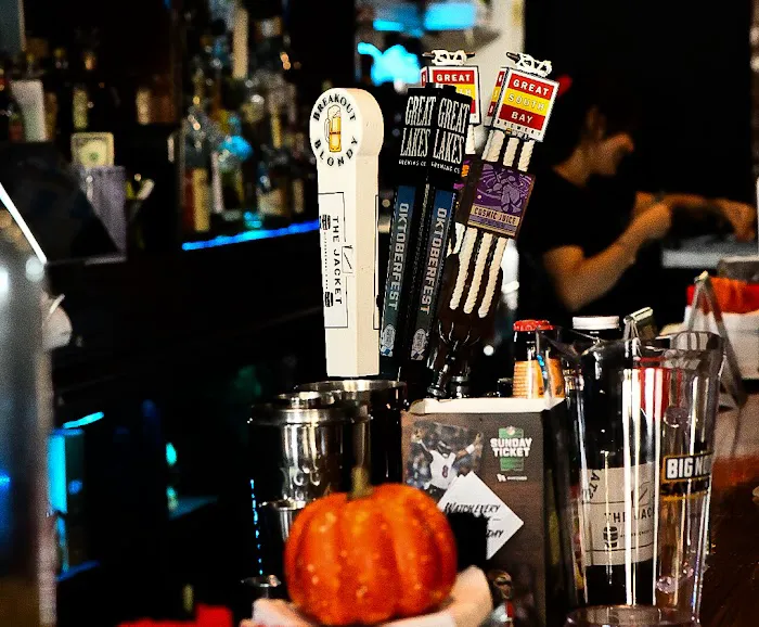 The Jacket Bar & Micro Brewery Picture 2