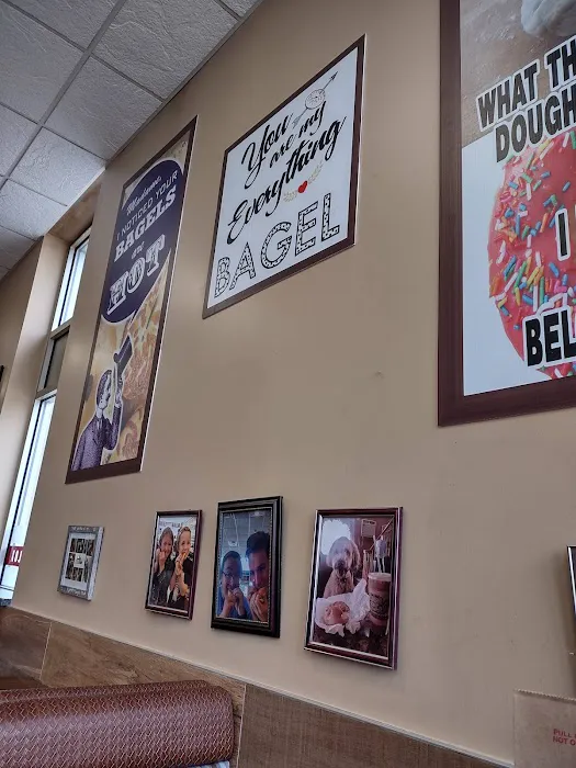 Long Island Bagel Cafe Picture 9