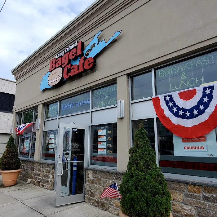 Long Island Bagel Cafe Picture 8
