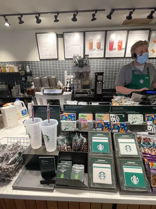 Starbucks Picture 3