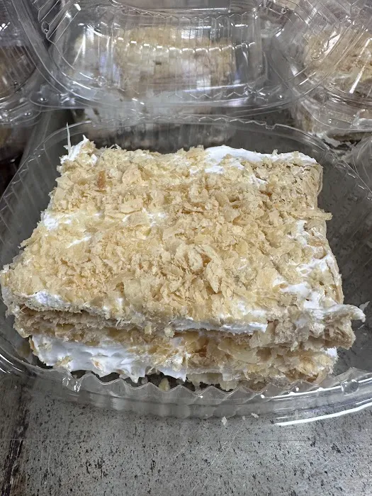 Mineola deli and bakery Picture 10