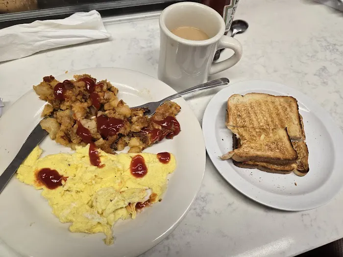 Mineola Diner Picture 4