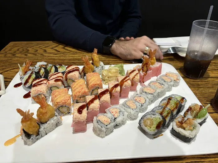 Sushi Republic Picture 7