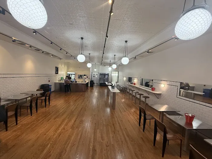 7th Street Burger Mineola Picture 2