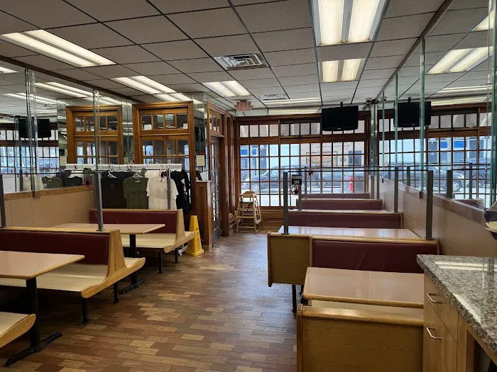 Gino's Of Williston Park Picture 9