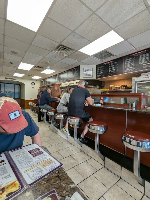 Station Plaza Coffee Shop and Diner Picture 3