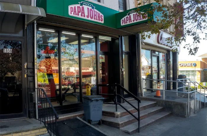 Papa Johns Pizza Picture 1