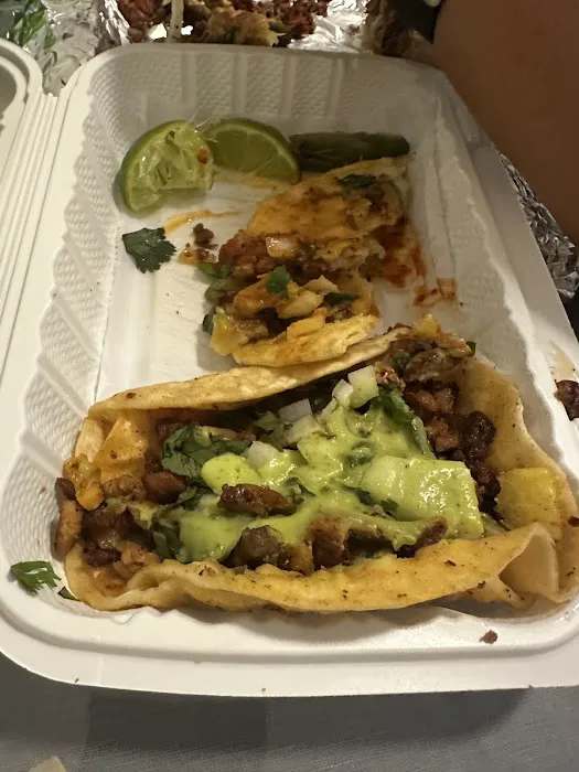 Tacos el Aguila Picture 6
