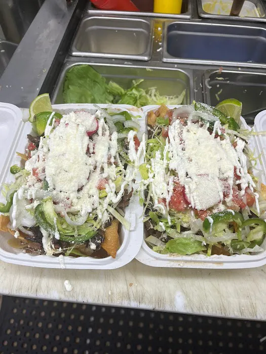 Tacos el Aguila Picture 4