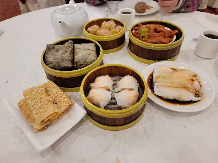Golden Palace Picture 5