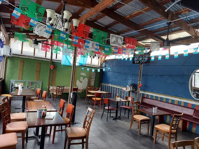 Centro Americana deli Picture 4