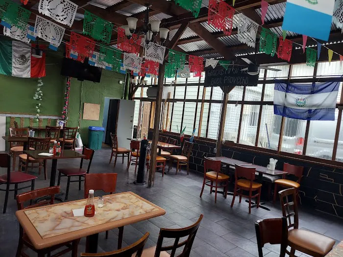 Centro Americana deli Picture 6
