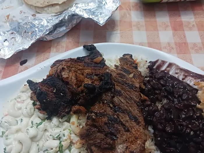 Centro Americana deli Picture 2