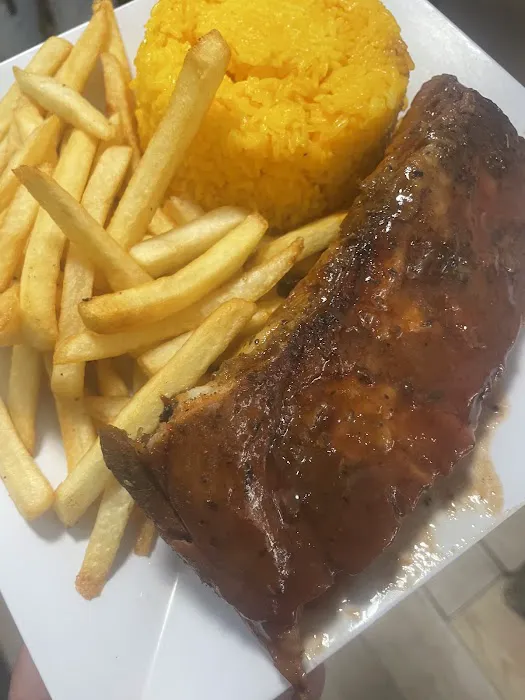 Robert’s pizza & bbq chicken Picture 5
