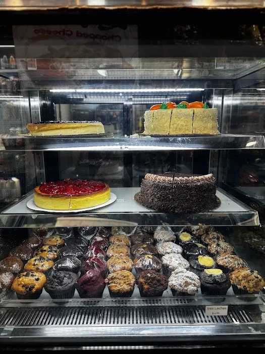 SAVORY BITES Deli & Grill Picture 1