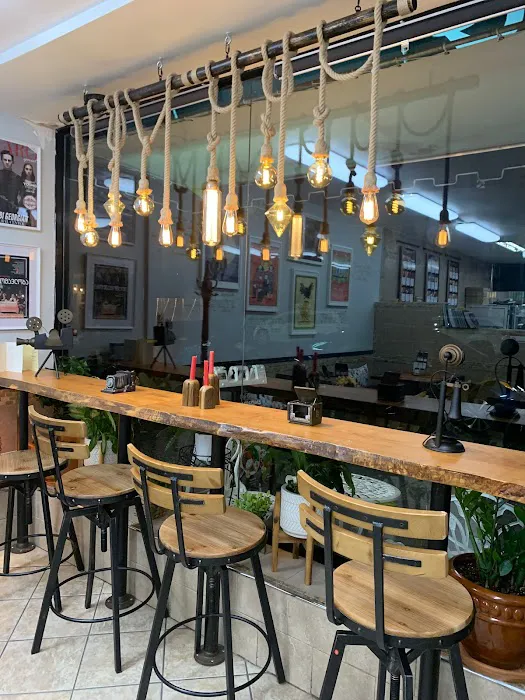 18th Ave Cafe G Picture 6