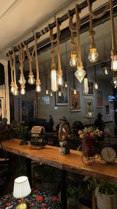 18th Ave Cafe G Picture 9