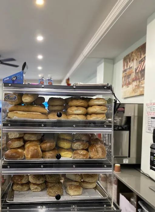 Santiago's Deli&Bagels Inc Picture 4