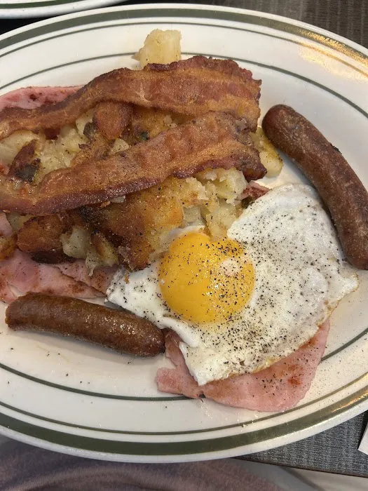 Mike's Diner of Brooklyn Picture 2