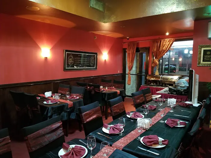 Baadshah 786 Restaurant & Sweets Picture 8