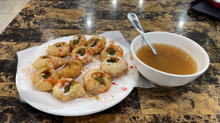 Baadshah 786 Restaurant & Sweets Picture 7