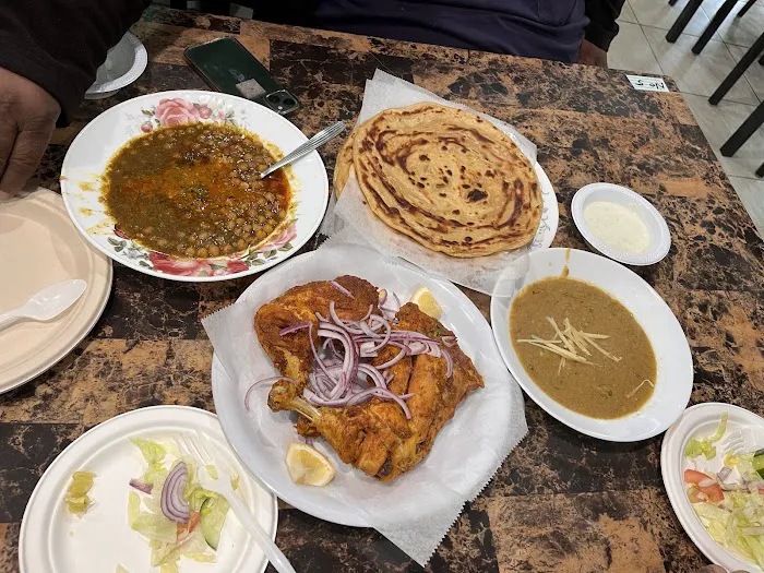Baadshah 786 Restaurant & Sweets Picture 9