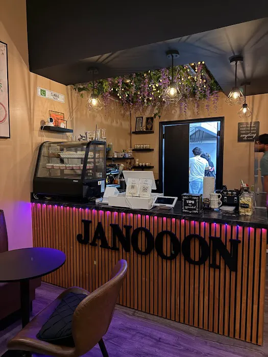 Janooon Cafe Picture 10