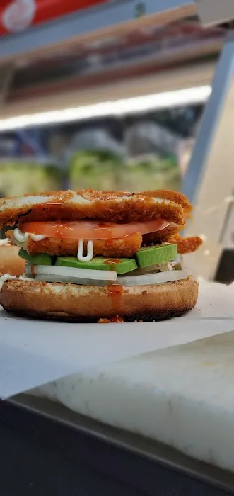 Zee Deli & Grill Picture 1