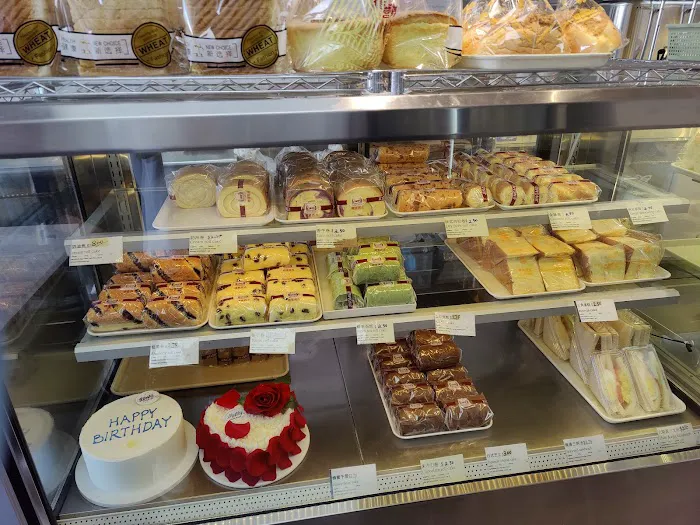 New Dragon Bakery LLC Picture 8