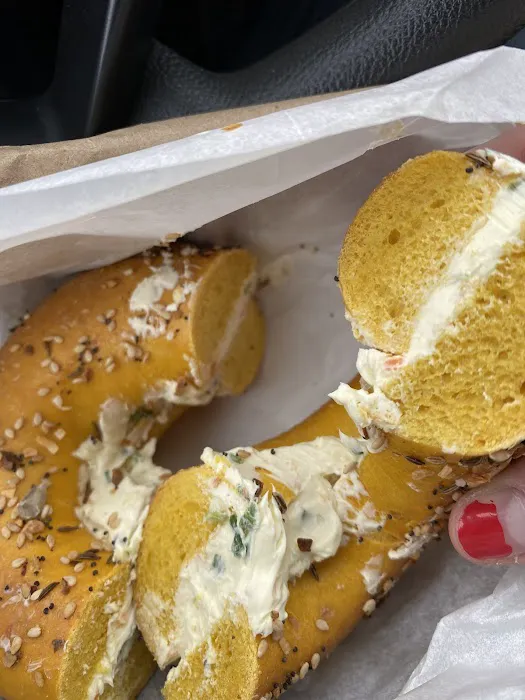 Magic Bagels of Hewlett Inc Picture 5