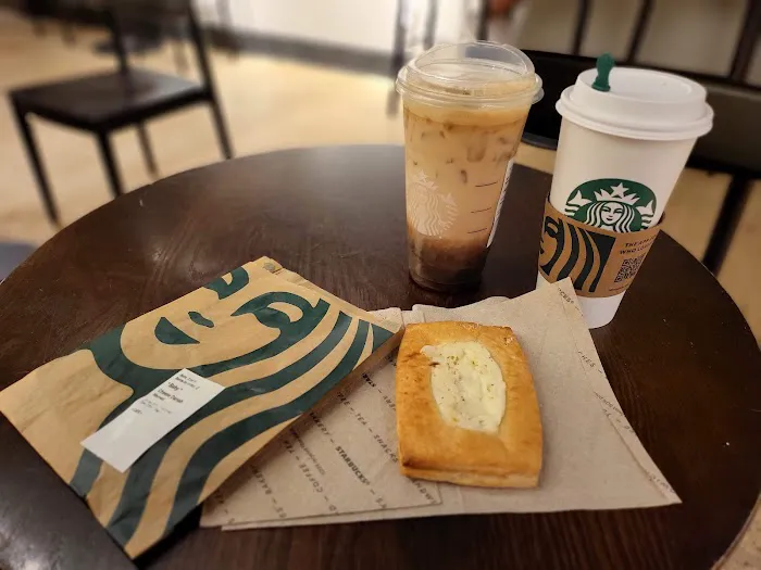 Starbucks Picture 6