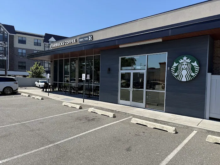 Starbucks Picture 5