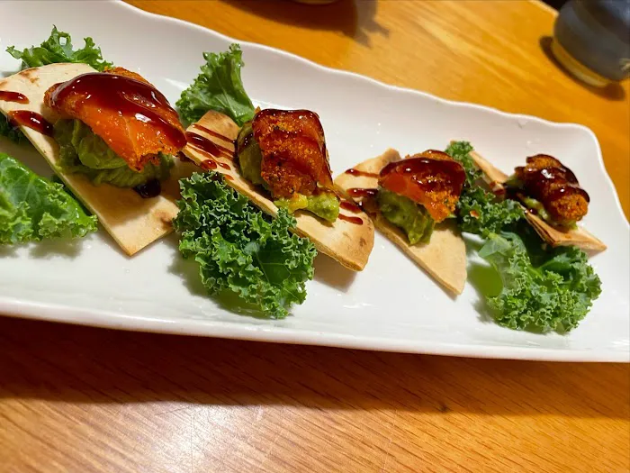Mikado sushi restaurant Picture 3