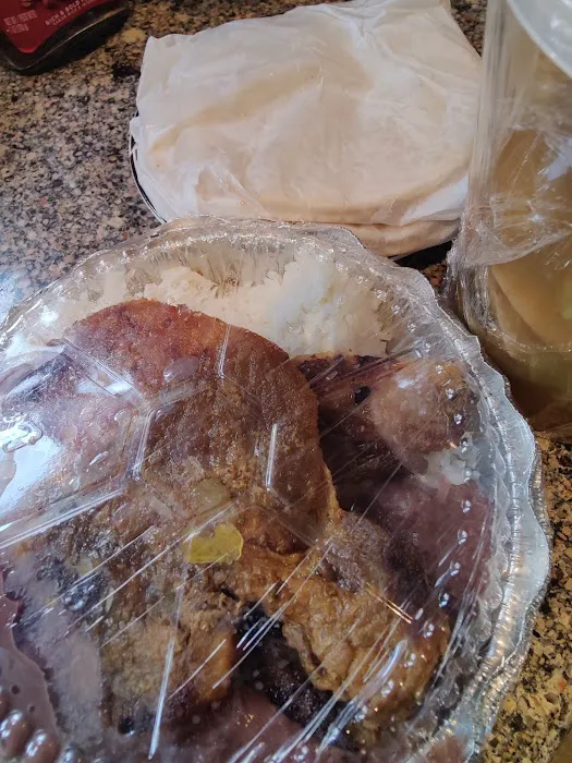 La familia Deli & Grill Picture 2