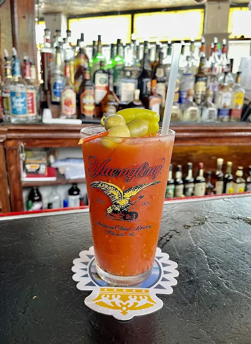 Broadway Tavern (Dawn) Picture 3