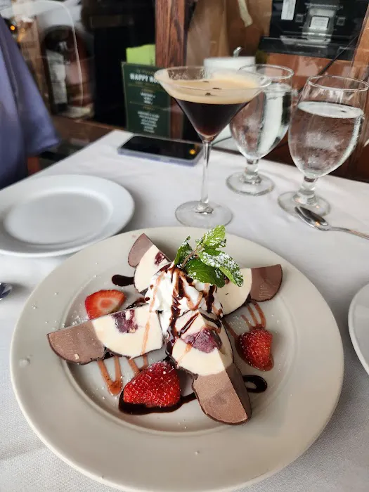 Il Villagio Trattoria Italiana Picture 9