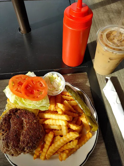 Chateau coffee shop Picture 1