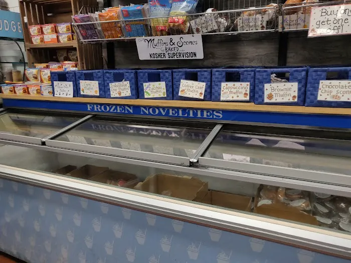 Hewlett Station Yogurt Picture 5
