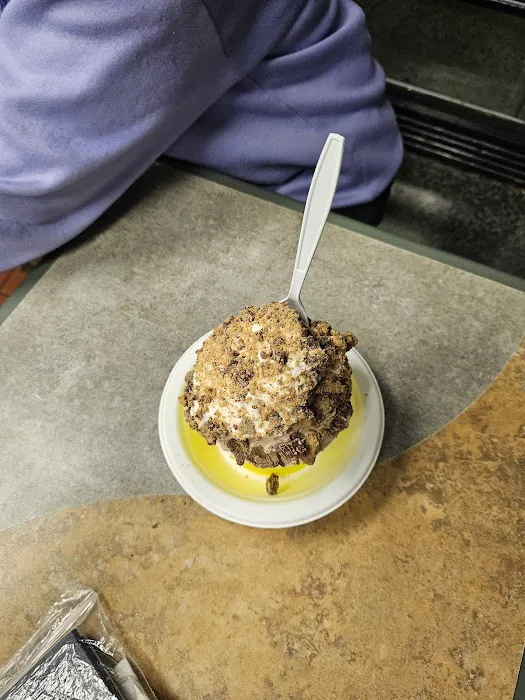 Hewlett Station Yogurt Picture 10