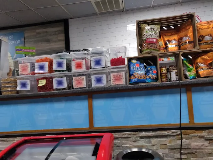 Hewlett Station Yogurt Picture 1