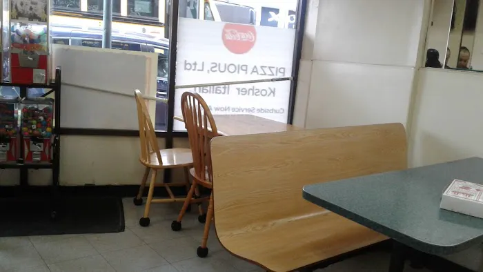 Pizza Pious Picture 3