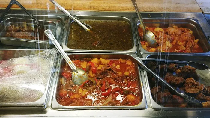 La Familia Deli & Grill Picture 7