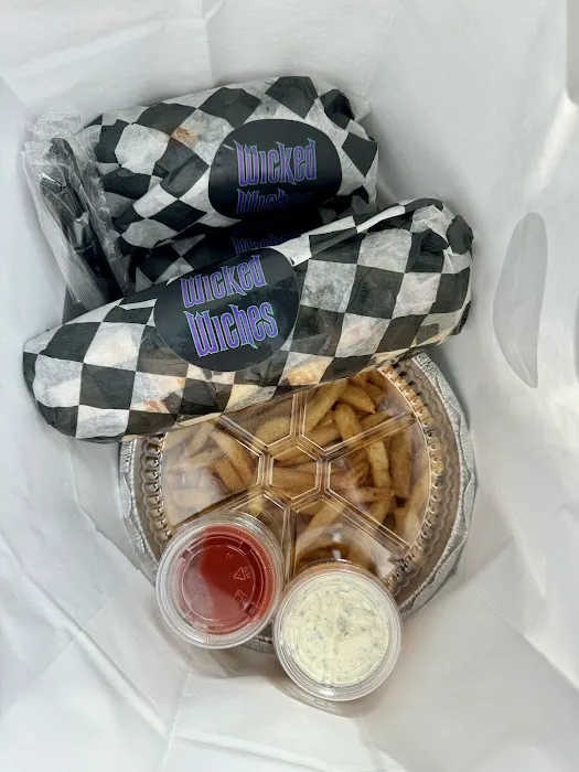 Wicked Wiches Picture 3