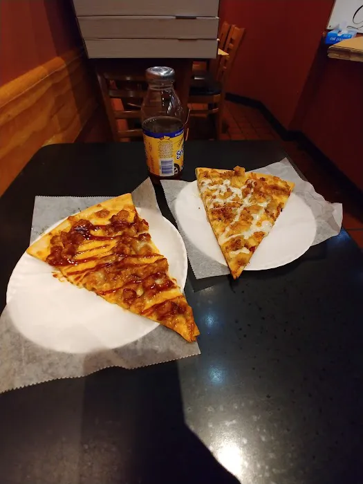 Avellino's Pizzeria & Catering Picture 8